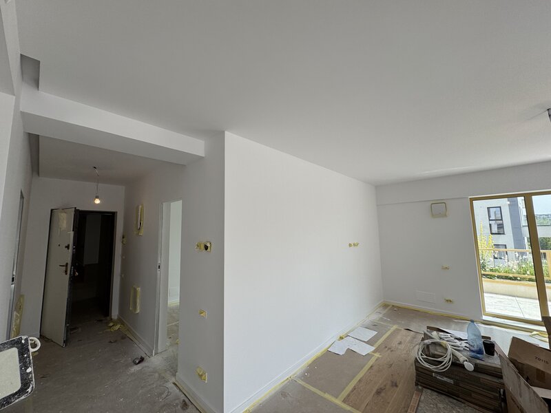 Sunt zugrav si caut lucrari,